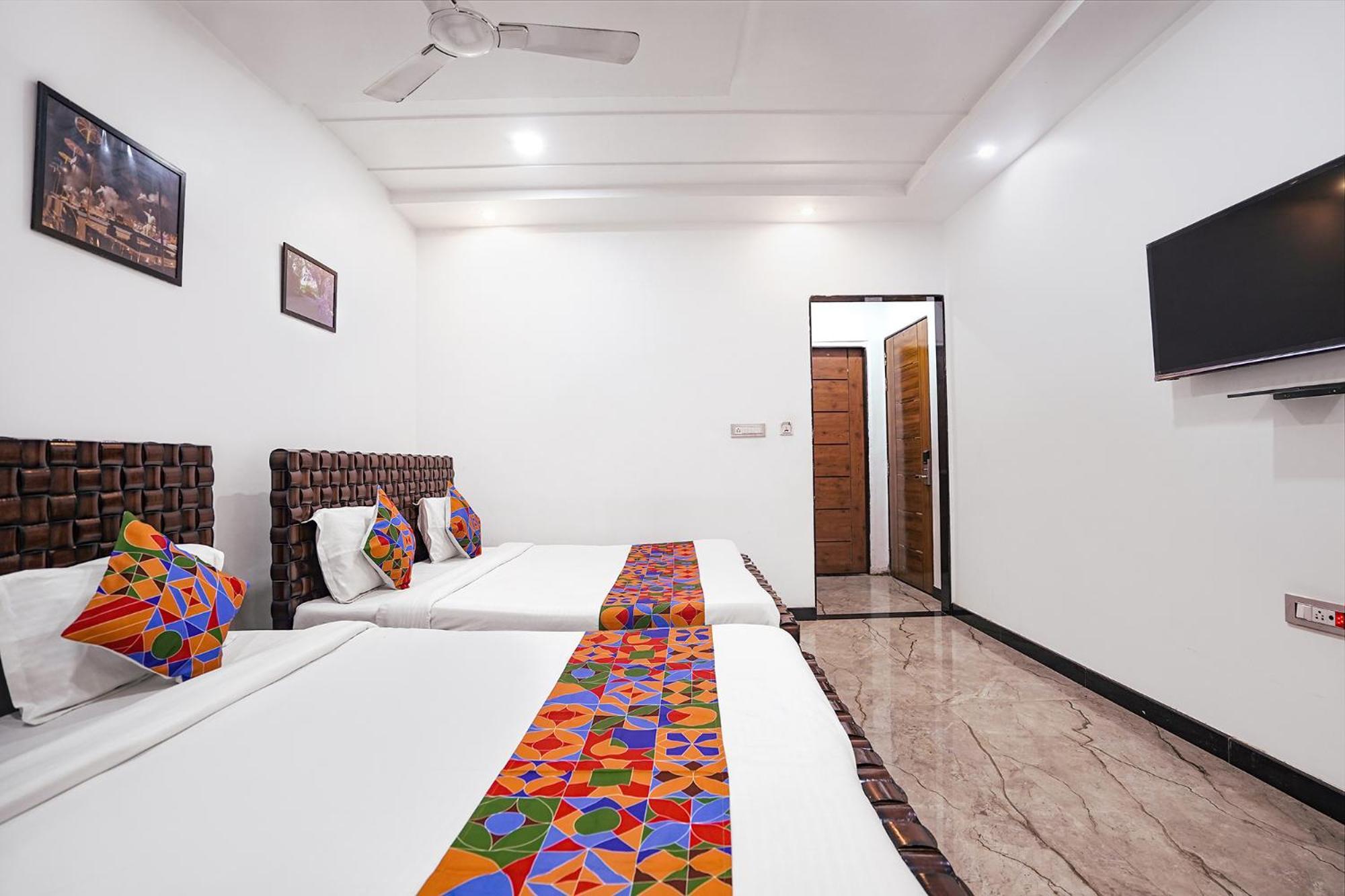 Fabhotel Villa De Benares Ngoại thất bức ảnh
