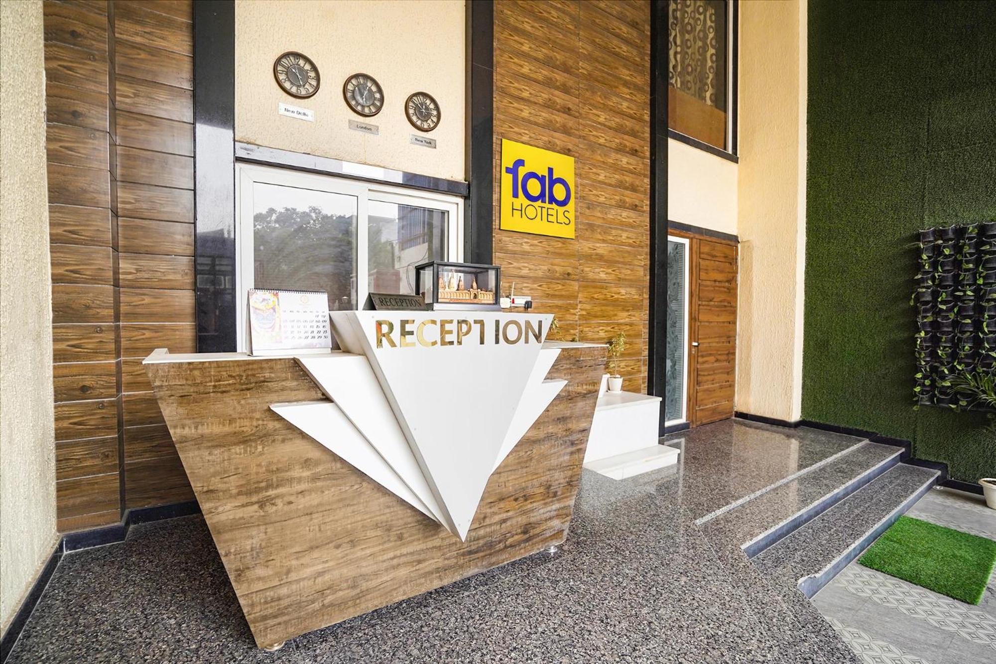 Fabhotel Villa De Benares Ngoại thất bức ảnh